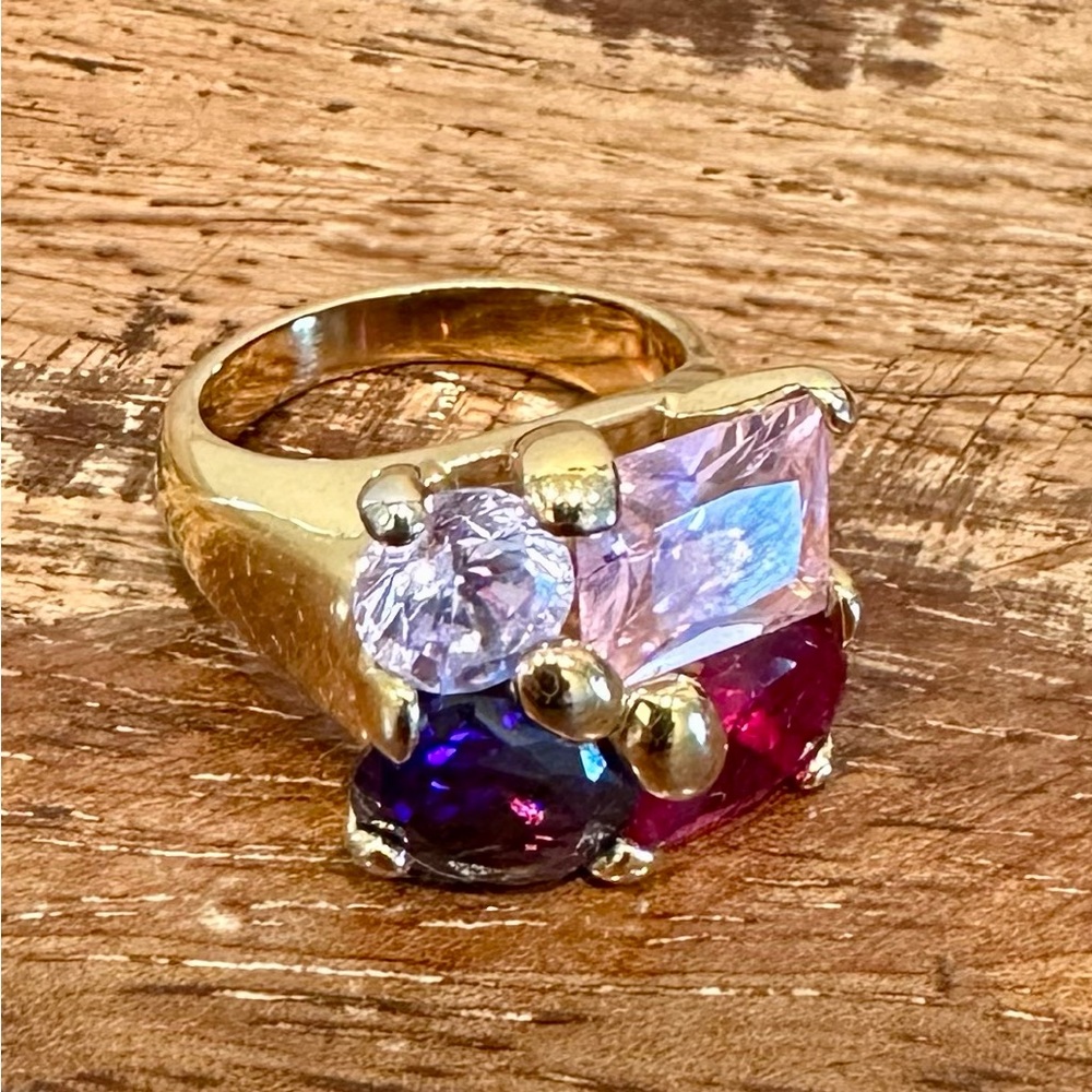 Stunning Gold-tone Multi-Stone Ring